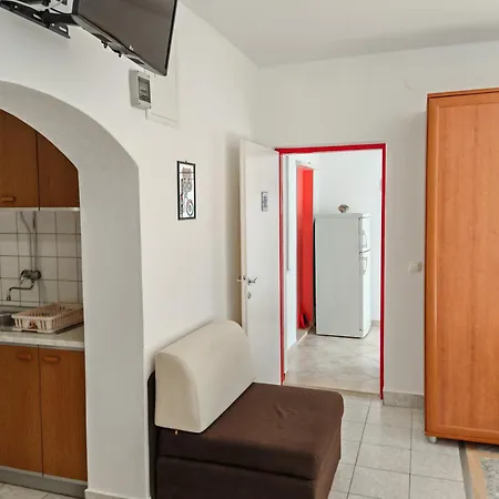 Apartment Port Special